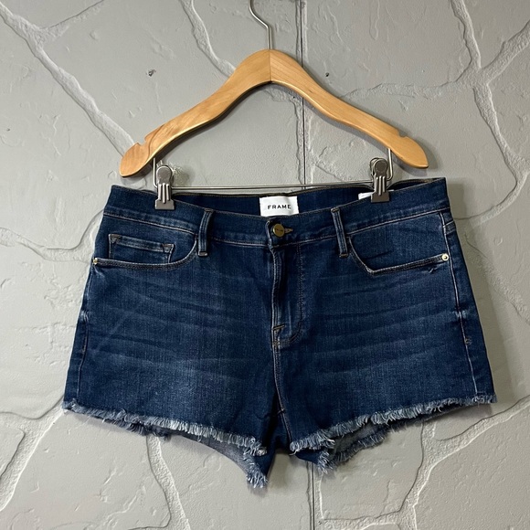 Frame Denim Dark Wash Jean Shorts 3 Inch - Picture 1 of 6
